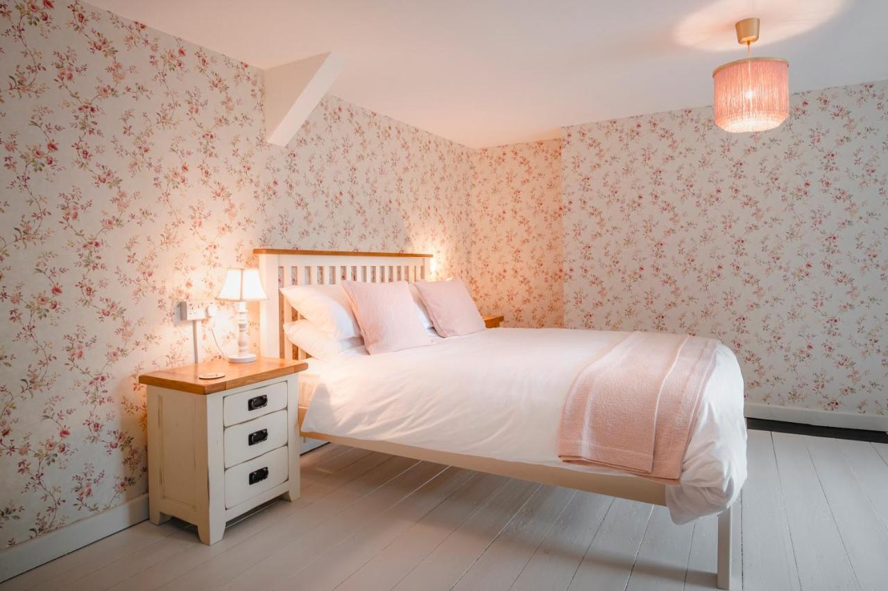 The Green Door Vegan B&B Llanon Εξωτερικό φωτογραφία